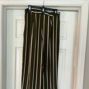 Woman’s palazzo Pants